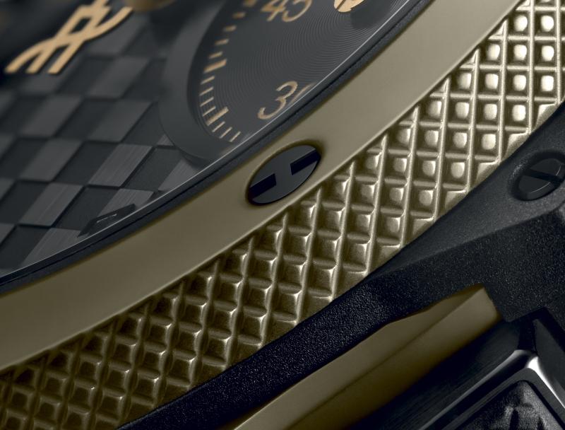 Big Bang 20th Anniversary Magic Gold Close-Up 2