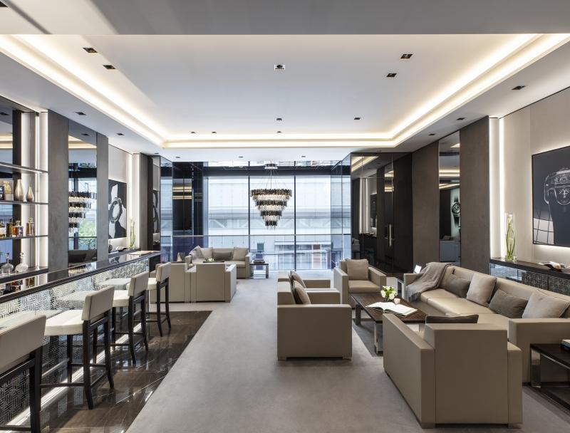 Hublot Boutique Ginza - Indoor 2