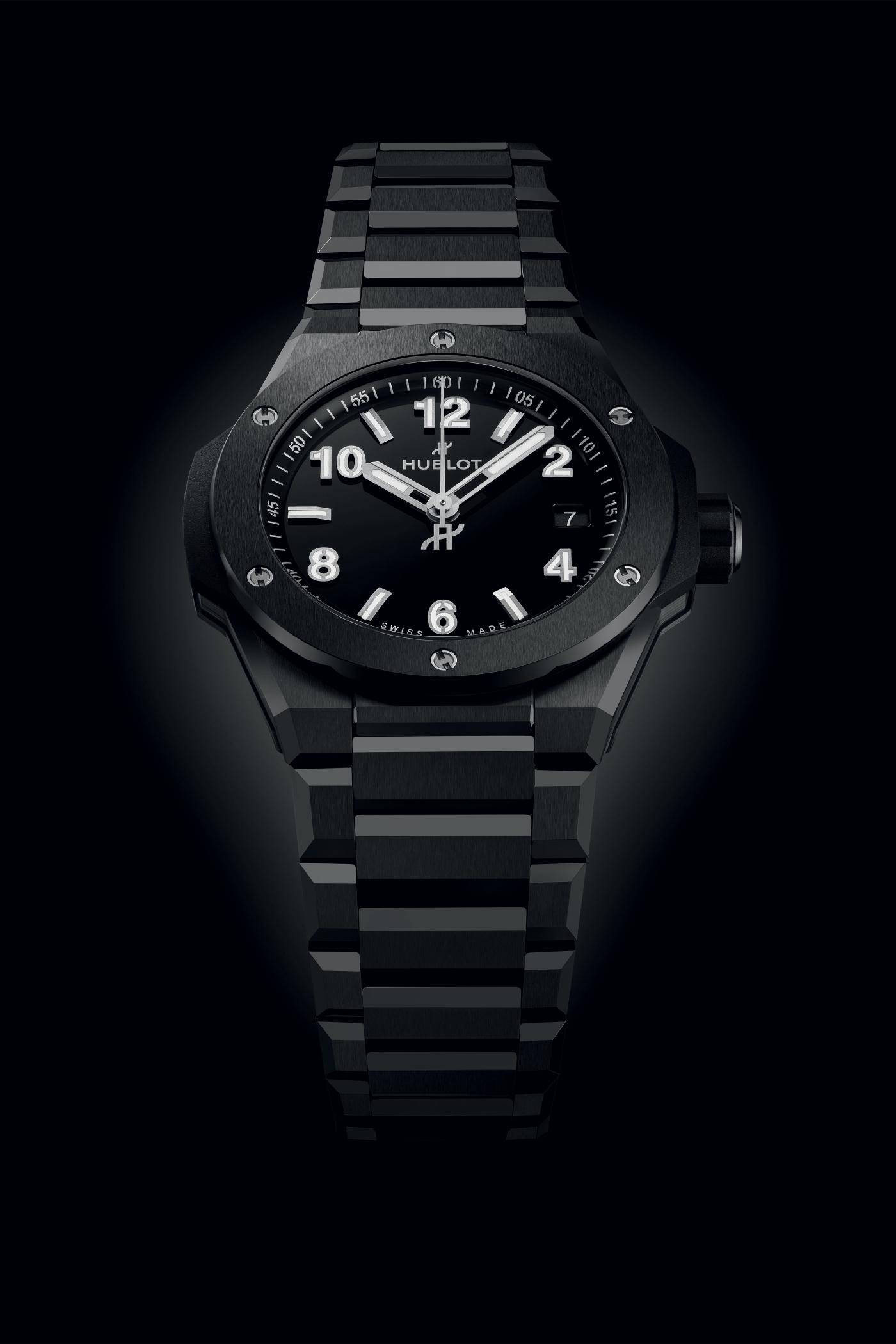 Hublot black chain watch 2025
