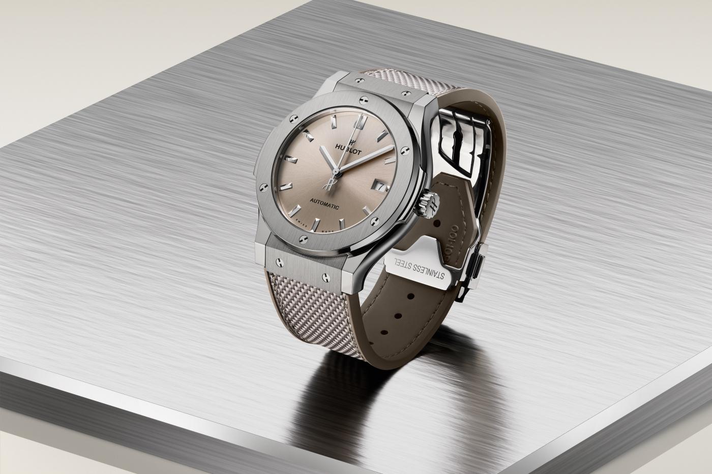 Classic Fusion Essential Taupe 45 mm | Hublot