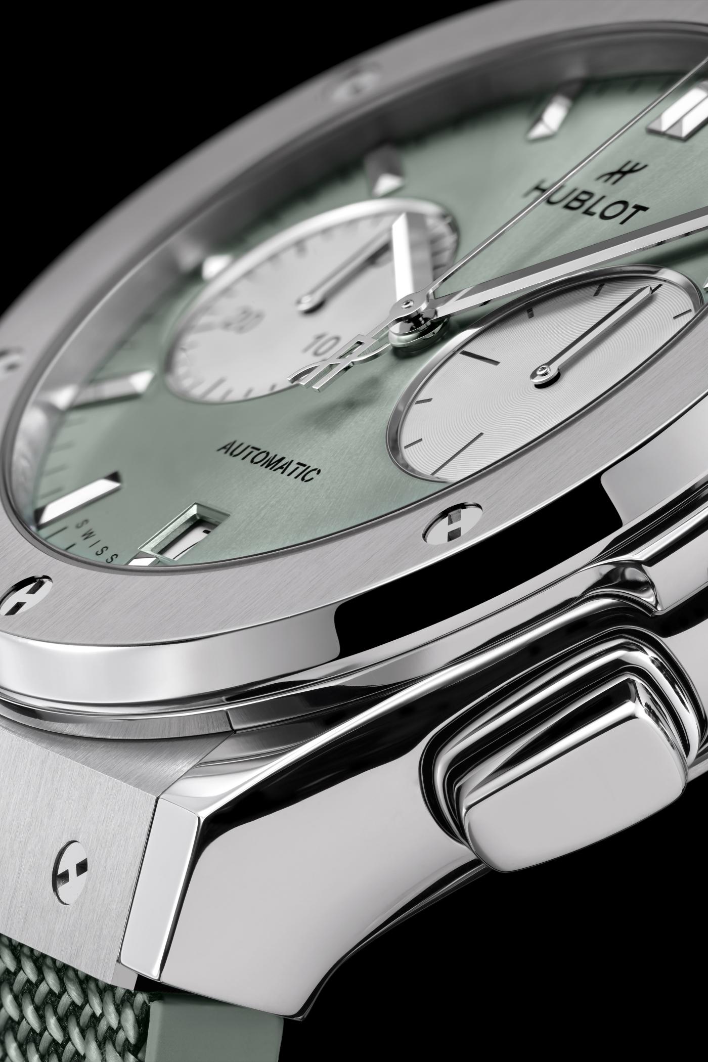 Classic Fusion Chronograph Titanium Sage Green 45 mm | Hublot