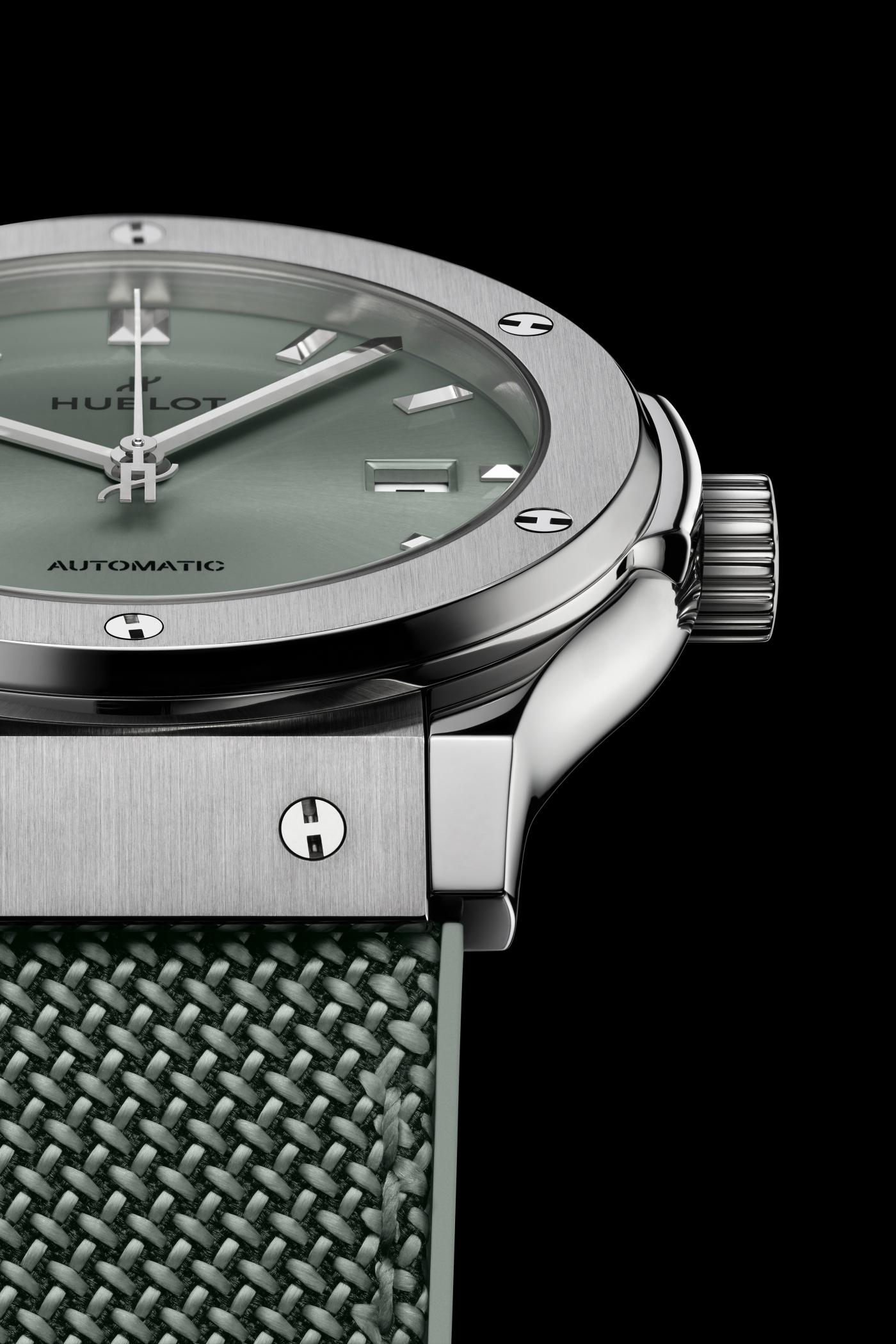 Classic Fusion Titanium Sage Green 42 mm | Hublot
