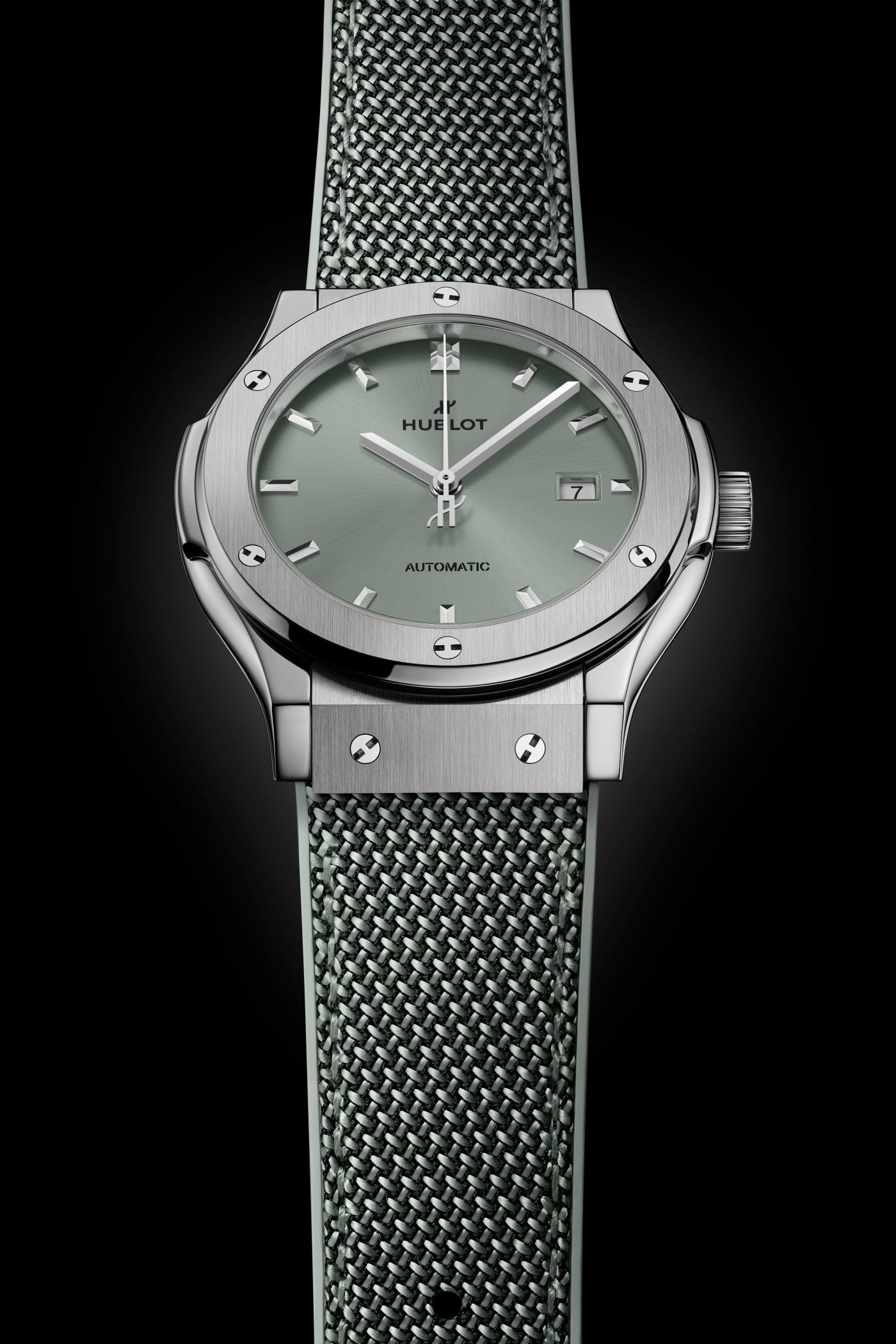 Classic Fusion Titanium Sage Green 42 mm | Hublot