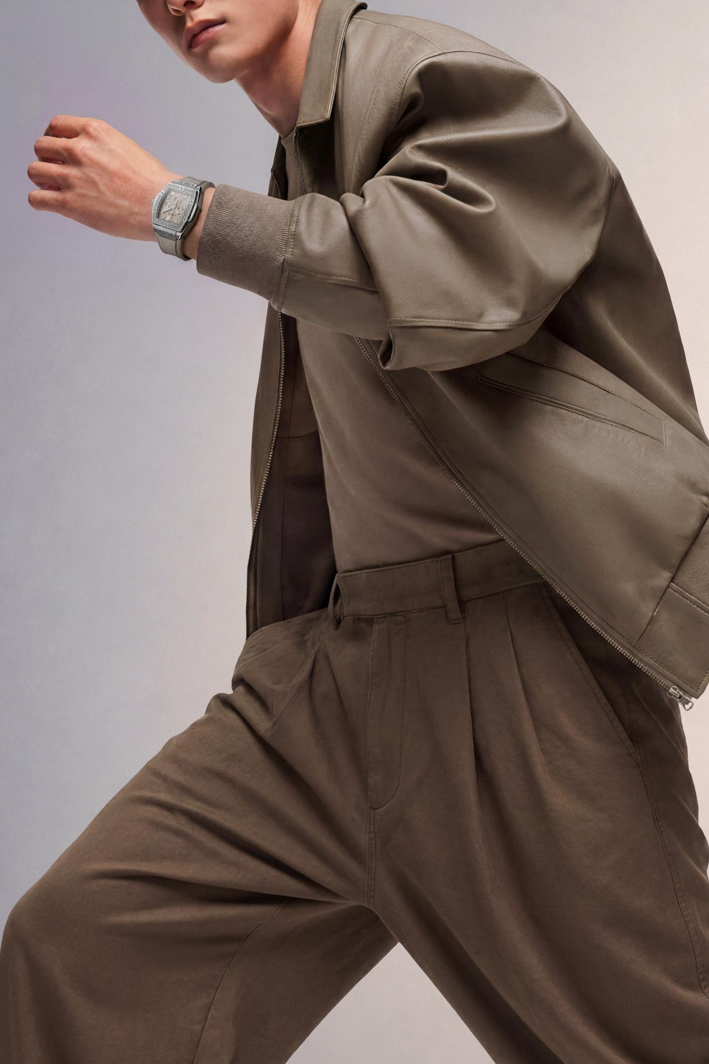 Spirit of Big Bang Essential Taupe 42 mm