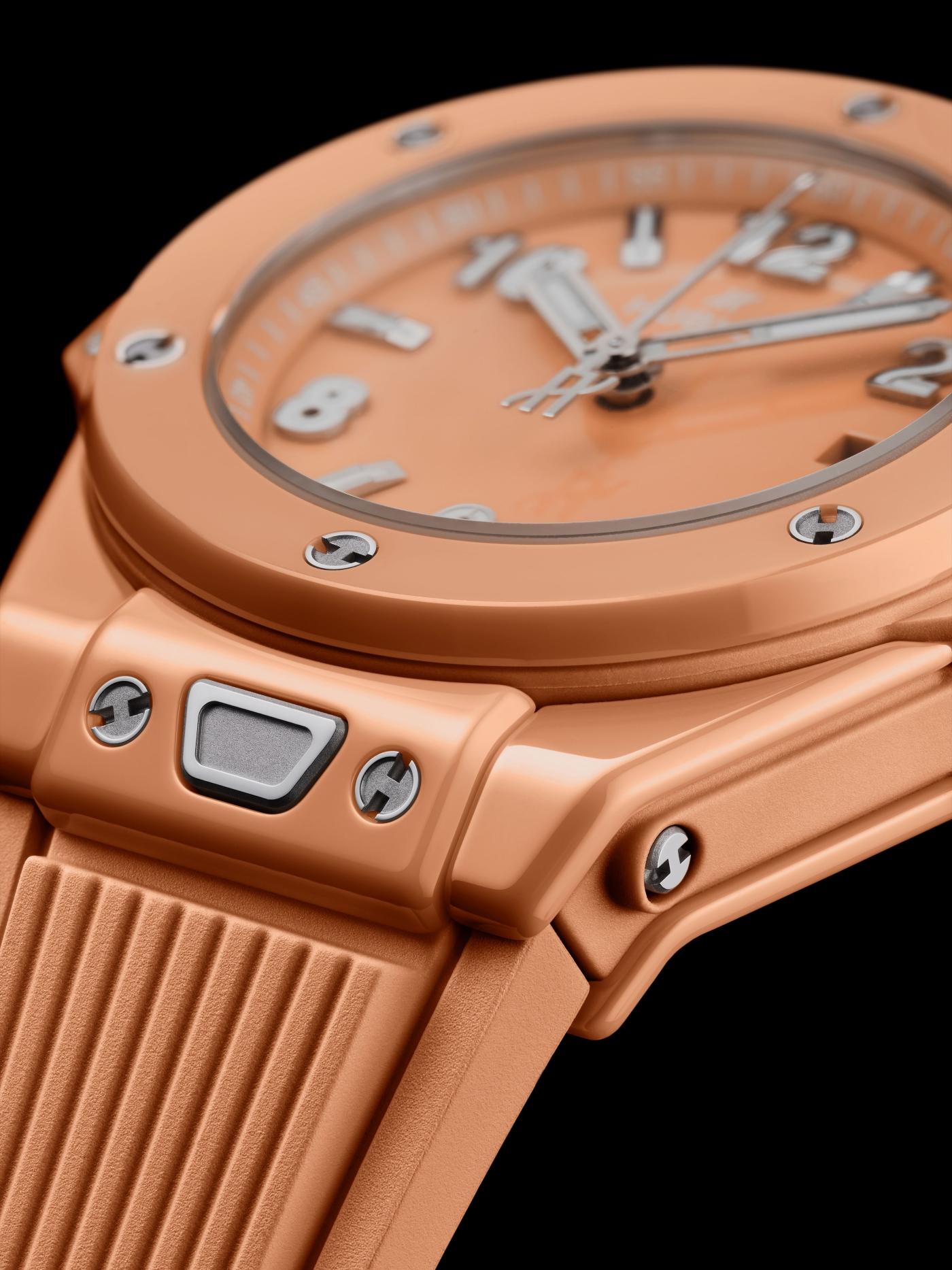 Big Bang Peach Ceramic 33 mm | Hublot