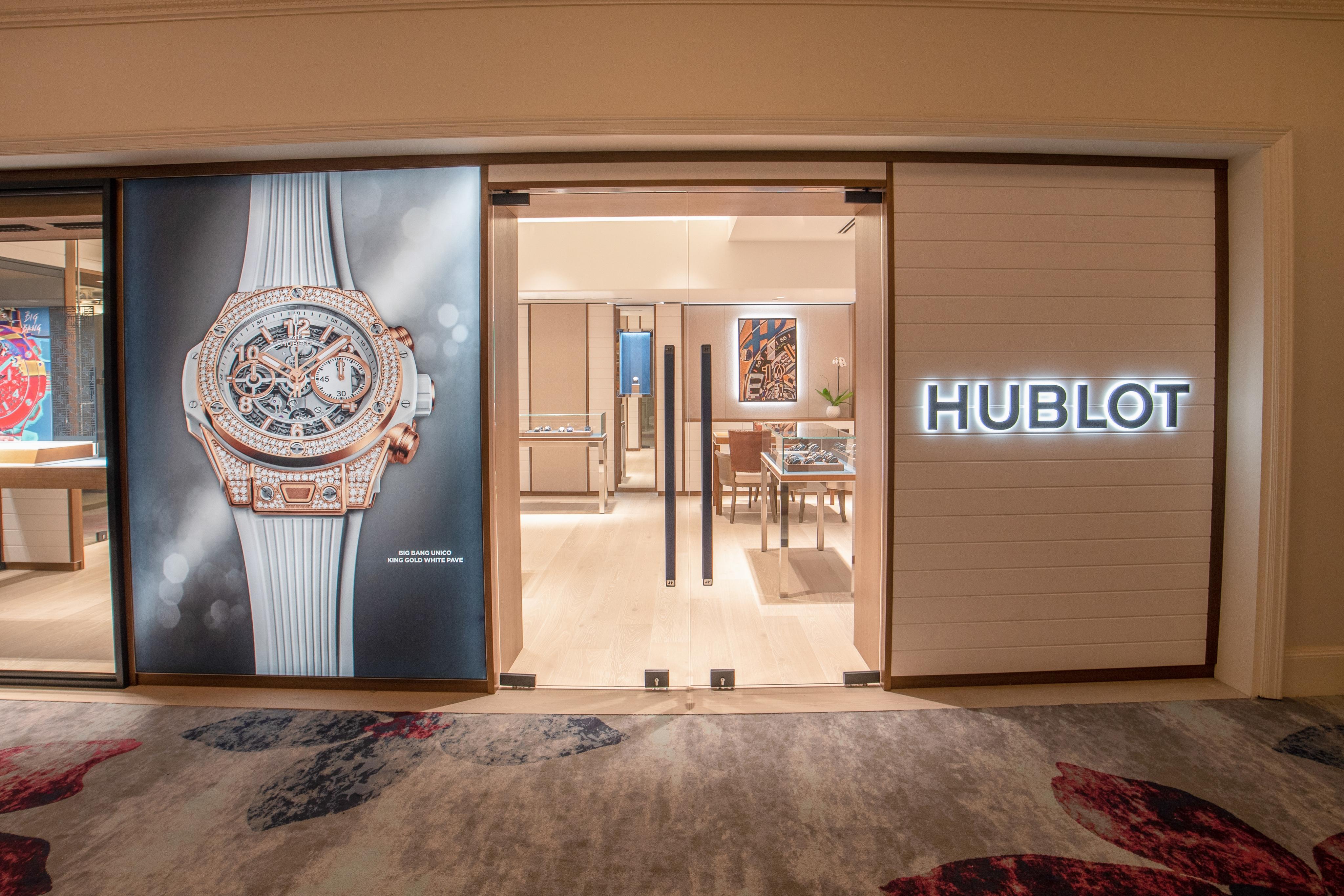 george-town-hublot-boutique-outdoor