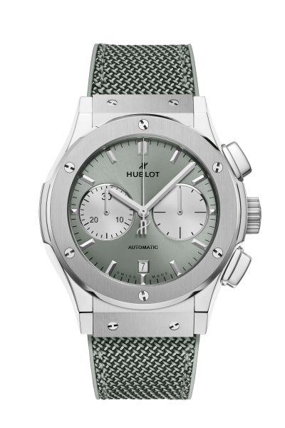 Classic Fusion Chronograph Titanium Sage Green 45 mm
