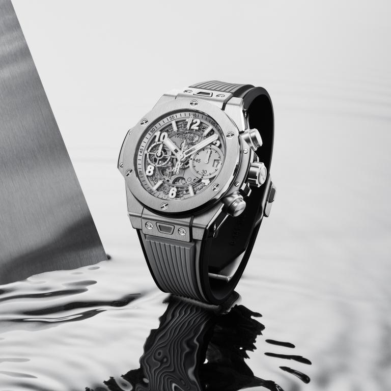  HUBLOT BIG BANG UNICO ESSENTIAL GREY