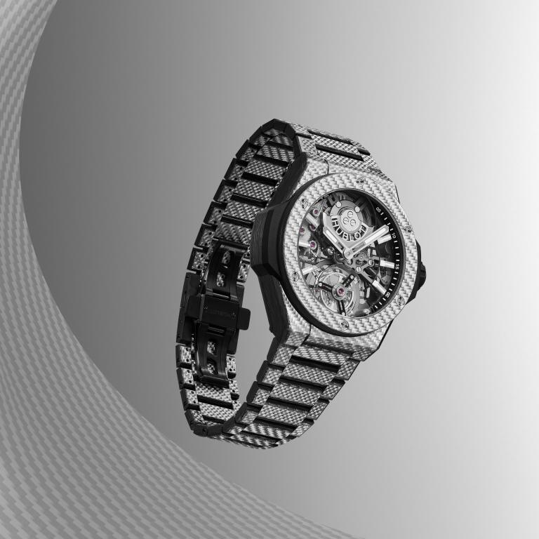 BIG BANG INTEGRATED TOURBILLON  FULL CARBON