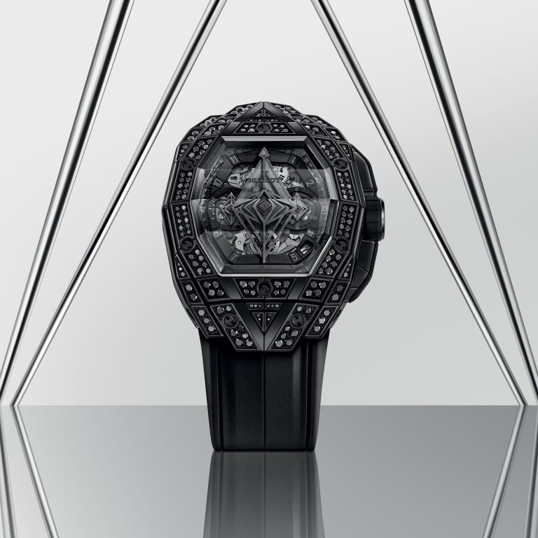 Spirit-of-Big-Bang-Sang-Bleu-All-Black-Pavé-42-mm